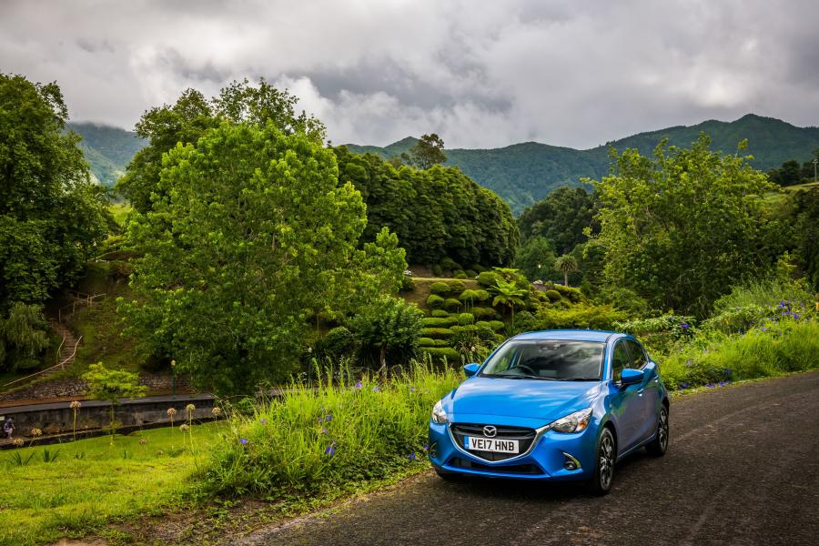  Mazda2 Tech Edition (DJ) 2017 года  (UK) (фото 35 из 35)